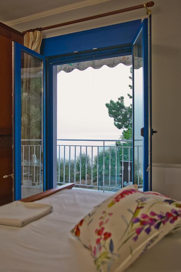 פלטאריה Villa Niki מראה חיצוני תמונה
