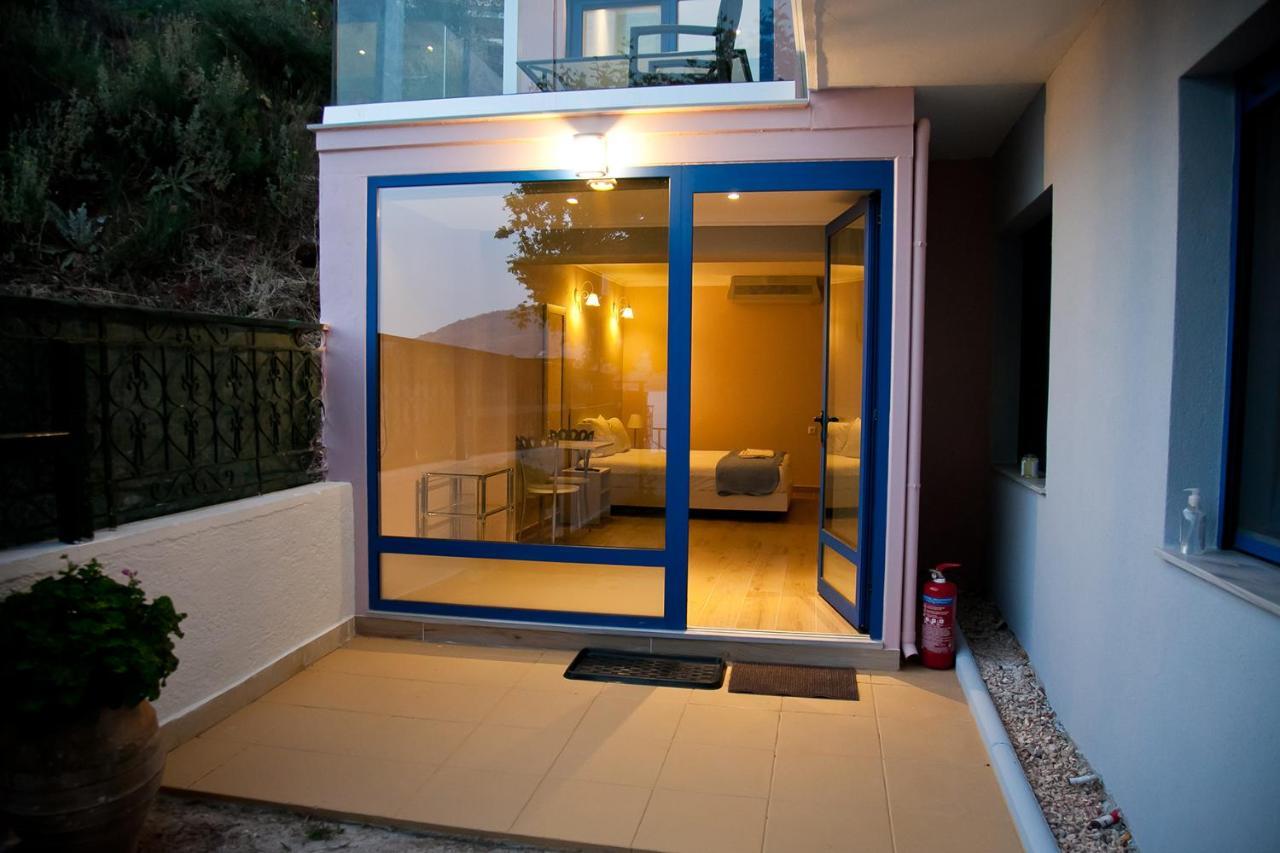 פלטאריה Villa Niki מראה חיצוני תמונה