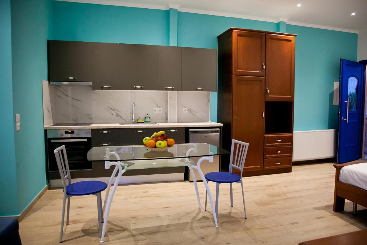פלטאריה Villa Niki מראה חיצוני תמונה